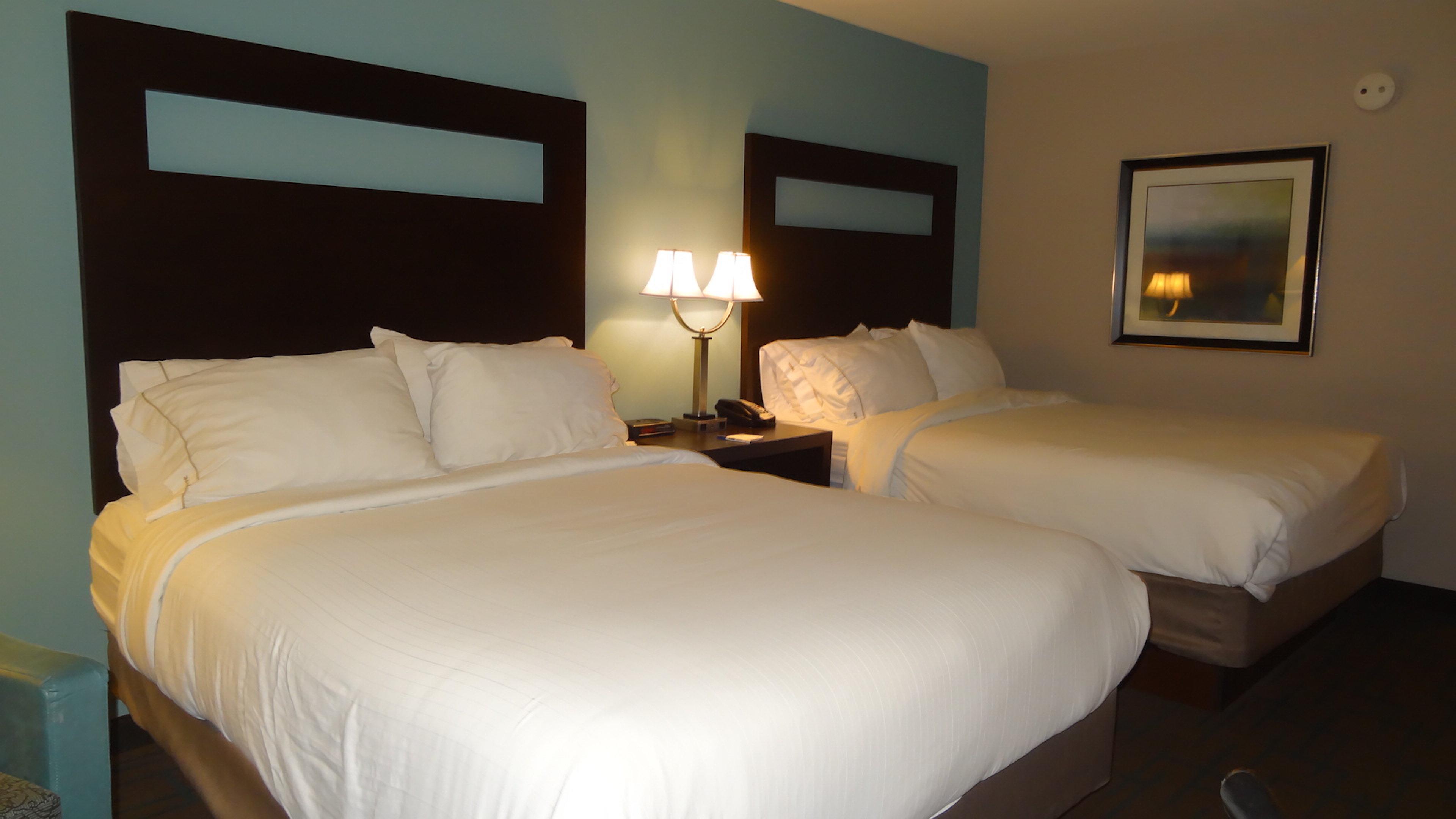Holiday Inn Express Hotel Kansas City - Bonner Springs By Ihg Exterior foto